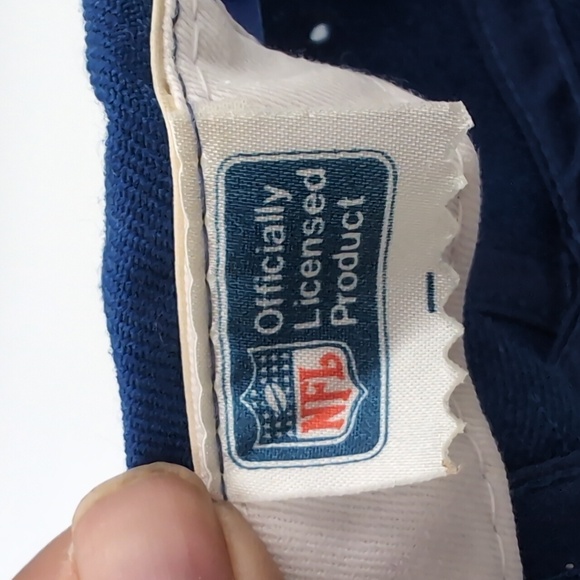 NFL| NWOT Vintage NLF Indianapolis Colts Blue Sports Cap Snap Back Green Brim - Picture 11 of 12